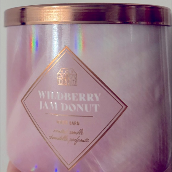 Wildberry Jam Donut 3-Wick Candle - Picture 2 of 3